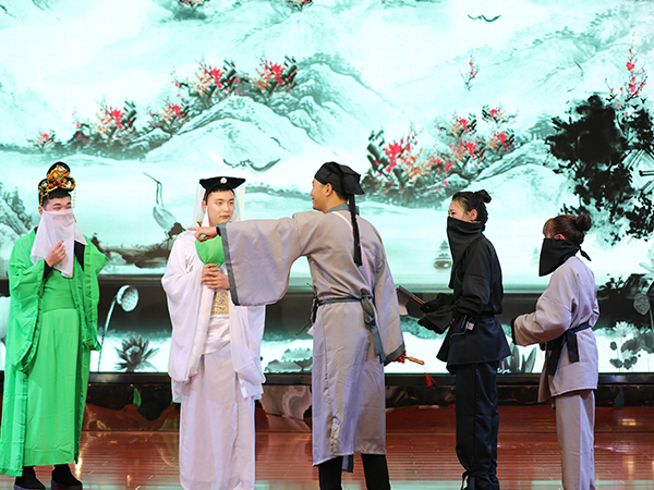 人文環(huán)境